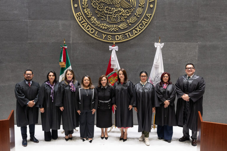 rinde_protesta_presidenta_fanny8